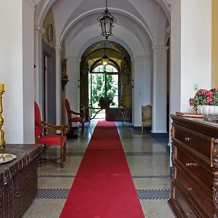 Agroturismo La La Torre Di Pila