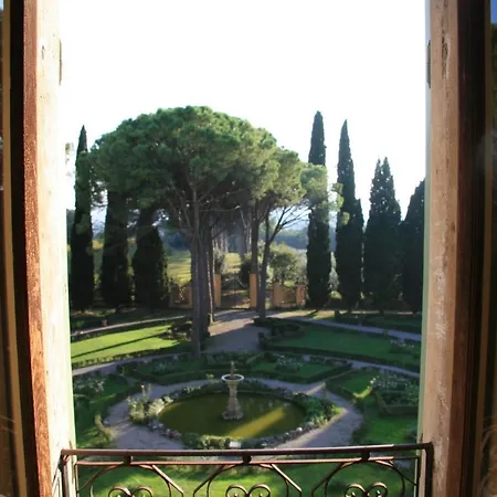 Agroturismo La La Torre Di Pila